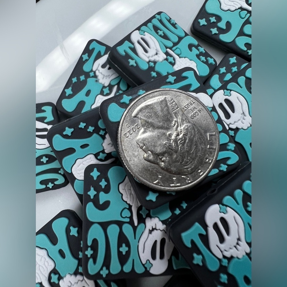 Toxic AF Skull silicone beads
